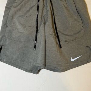 Nike Men's Athletic Shorts in Gray